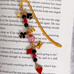Caraval inspirálta póker gyöngyös romantikus fém könyvjelző / book charm - könyv & zene - könyvjelző - Meska.hu