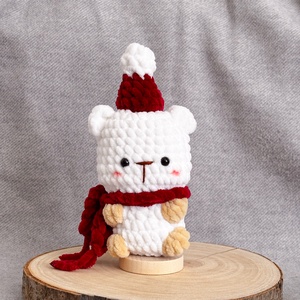 Karácsonyi jegesmedve horgolt plüss amigurumi - játék & sport - plüssállat & játékfigura - plüss mesefigurák - Meska.hu