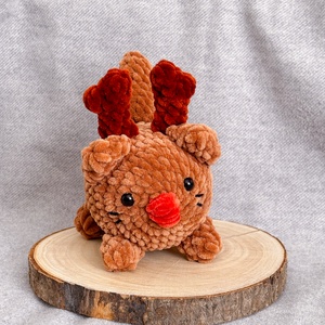 Karácsonyi rénszarvas cica horgolt plüss amigurumi - játék & sport - plüssállat & játékfigura - plüss mesefigurák - Meska.hu