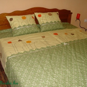 Zöld virágos ágytakaró -  - Meska.hu