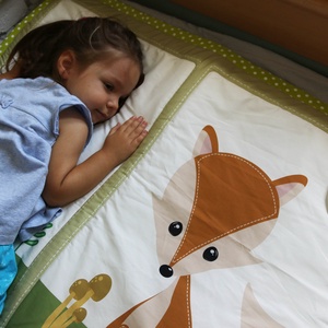 Erdő mintás játszószőnyeg babáknak 100% pamut mozgatható részekkel állatokkal - játék & sport - 3 éves kor alattiaknak - játszószőnyeg - Meska.hu