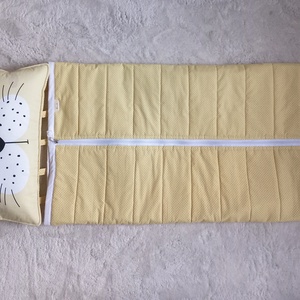 Gyermek hálózsák cica mintájú párnával 140x58 cm - otthon & életmód - babaszoba, gyerekszoba - Meska.hu