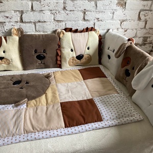 Patchwork babatakaró állatkás fejvédő párnákkal - otthon & életmód - babaszoba, gyerekszoba - baba ágynemű - Meska.hu