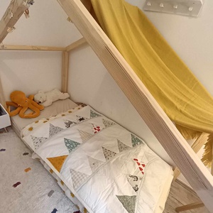 Zászlós EMLÉK-takaró babruhákból - otthon & életmód - lakástextil - ágytakaró - Meska.hu