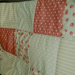 Patchwork falvédő mályva-menta színben - otthon & életmód - lakástextil - falvédő - Meska.hu