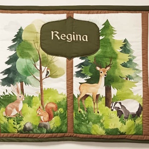 Textil falvédő - faliszőnyeg - Vadász színekben erdő mintával - otthon & életmód - babaszoba, gyerekszoba - falvédő gyerekszobába - Meska.hu