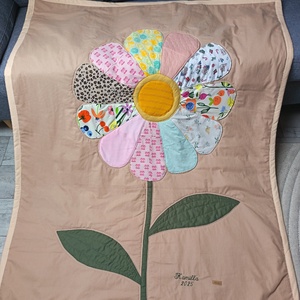 Egyedi mintás EMLÉK-takaró babruhákból 130x200 cm - otthon & életmód - lakástextil - ágytakaró - Meska.hu