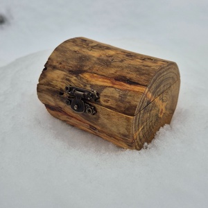 Fenyőfából készült kincsesláda típusú ékszertartó, Ékszer, Ékszertartó, Ékszerdoboz, , MESKA