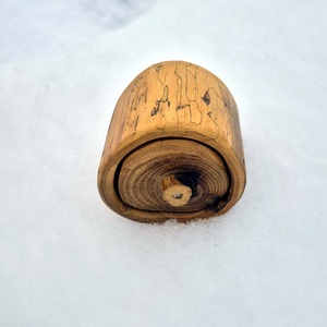 Kicsi diófa gyűrűtartó , Ékszer, Ékszertartó, Ékszerdoboz, Famegmunkálás, MESKA
