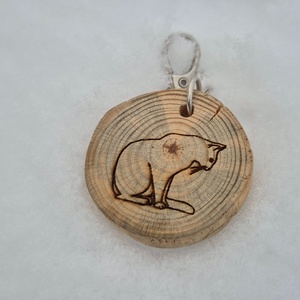 Állatos táskadíszek diófából/fenyőfából - táska & tok - kulcstartó & táskadísz - kulcstartó - Meska.hu