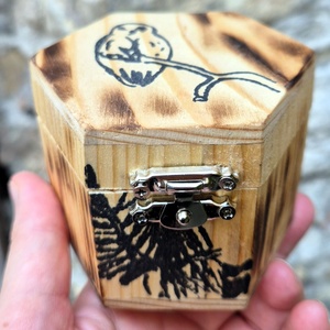 Felhajtható tetejű fenyő ékszerdoboz  - ékszer - ékszertartó - ékszerdoboz - Meska.hu