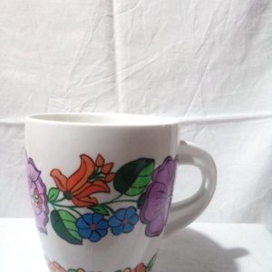 Kalocsai kézzel festett porcelán bögre . - Meska.hu