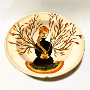 Női mintás kézzel festett mélytányér, Otthon & Életmód, Konyhafelszerelés, tálalás, Tálalás, Tányér & Étkészlet, Agyagozás, Festészet, MESKA