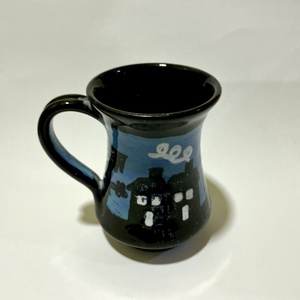 Város mintájú kézzel festett bögre - otthon & életmód - konyhafelszerelés, tálalás - tálalás - bögre & csésze - Meska.hu