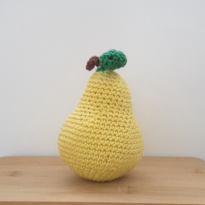 Horgolt körte - játék & sport - plüssállat & játékfigura - más figura - Meska.hu