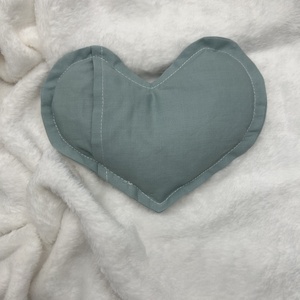 Szív alakú relax levendulás szempárna, mosható huzattal - szépségápolás - egészségmegőrzési kellékek - gyógynövénypárna - Meska.hu