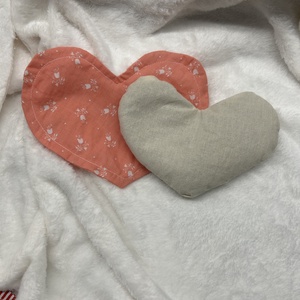 Szív alakú relax levendulás szempárna, mosható huzattal - szépségápolás - egészségmegőrzési kellékek - gyógynövénypárna - Meska.hu