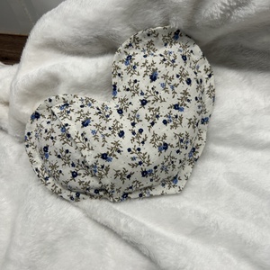 Szív alakú relax levendulás szempárna, mosható huzattal, Szépségápolás, Egészségmegőrzési kellékek, Gyógynövénypárna, Varrás, MESKA