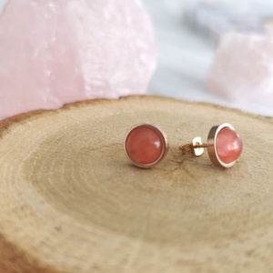 Cseresznyekvarc ásványfülbevaló rosegold színű alapon - NEMESACÉL - ékszer - fülbevaló - pötty fülbevaló - Meska.hu
