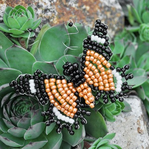 P.I.L.L.A.N.G.Ó - gyöngyfigura -  - Meska.hu