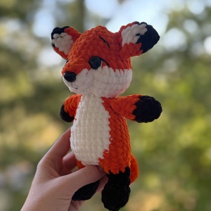 Rókakoma � pihe-puha horgolt amigurumi róka - Meska.hu