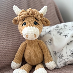 Horgolt bocika � pihe-puha zsenília amigurumi tehén, 50 cm - Meska.hu