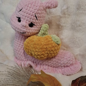 Horgolt plüss csiga tök házikóval - játék & sport - plüssállat & játékfigura - csiga - Meska.hu Horgolt plüss csiga tök házikóval - játék & sport - plüssállat & játékfigura - csiga - Meska.hu