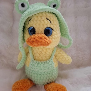 Horgolt plüss kacsa békás sapiban - játék & sport - plüssállat & játékfigura - más figura - Meska.hu Horgolt plüss kacsa békás sapiban - játék & sport - plüssállat & játékfigura - más figura - Meska.hu