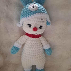 Horgolt plüss hóember nyuszis sapiban - játék & sport - plüssállat & játékfigura - más figura - Meska.hu Horgolt plüss hóember nyuszis sapiban - játék & sport - plüssállat & játékfigura - más figura - Meska.hu