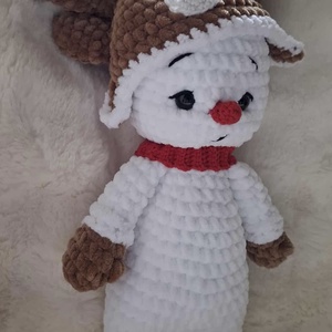 Horgolt plüss hóember rénszarvasos sapiban - játék & sport - plüssállat & játékfigura - más figura - Meska.hu