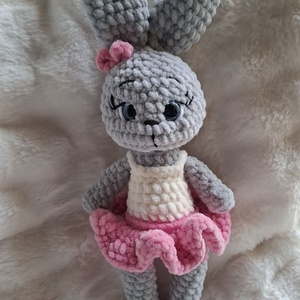 Horgolt plüss balerina nyuszi - játék & sport - plüssállat & játékfigura - nyuszi - Meska.hu