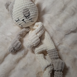 Horgolt plüss cicás szundipajti - játék & sport - plüssállat & játékfigura - cica - Meska.hu