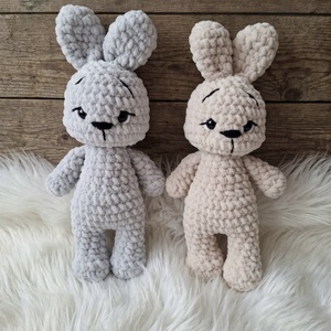 2 db horgolt plüss nyuszi, Játék & Sport, Plüssállat & Játékfigura, Nyuszi, Horgolás, MESKA