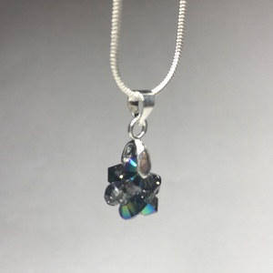Swarovski Scarabeus Green 925 Sterling Ezüst nyaklánc medállal, Ékszer, Nyaklánc, Medálos nyaklánc, Ékszerkészítés, Gyöngyfűzés, gyöngyhímzés, MESKA