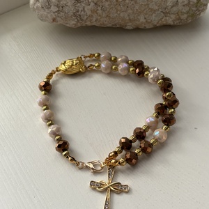 Karkötő, Ékszer, Karkötő, Karkötő medállal, Ékszerkészítés, Gyöngyfűzés, gyöngyhímzés, MESKA