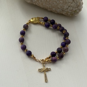 Karkötő - ékszer - karkötő - karkötő medállal - Meska.hu