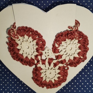 19 sz�zadi k�zi csipke horgol�ssal 3 med�los nyak�k , Ékszer, Nyaklánc, Medál, , MESKA