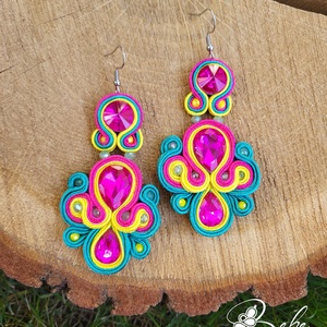 Szamba csupaszín kézműves sujtás fülbevaló, Ékszer, Fülbevaló, Lógó fülbevaló, Gyöngyfűzés, gyöngyhímzés, Varrás, MESKA