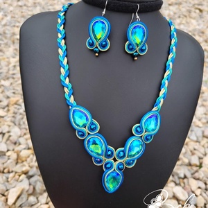 Páva színvilág classic kézműves sujtás fülbevaló és nyaklánc szett - ékszer - ékszerszett - Meska.hu