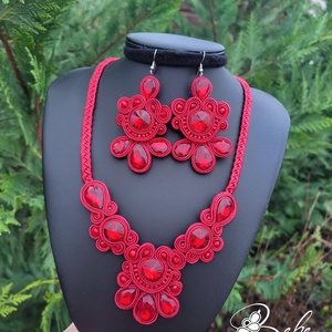 Bordó udvarhölgy éke kézműves sujtás fülbevaló és nyakék szett, Ékszer, Ékszerszett, Gyöngyfűzés, gyöngyhímzés, Varrás, MESKA