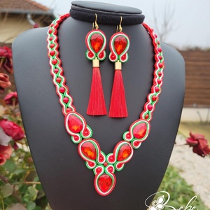 Magyaros, nemzetiszín kézműves sujtás fülbevaló és nyaklánc szett - ékszer - ékszerszett - Meska.hu