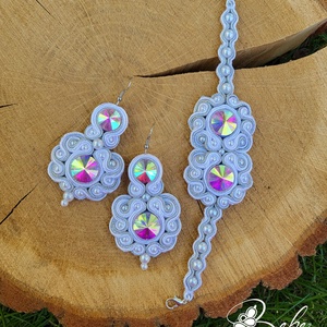 Habcsók hófehér-ezüst kézműves sujtás ékszerszett fülbevaló és karkötő, Ékszer, Ékszerszett, Gyöngyfűzés, gyöngyhímzés, Varrás, MESKA