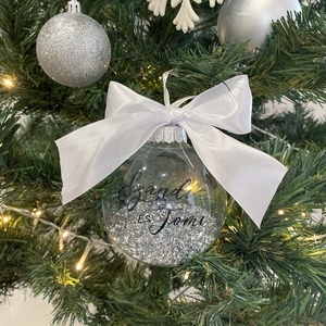 Átlátszó egyedi karácsonyfa dísz 10 cm (csillámmal töltve) - karácsony - karácsonyi lakásdekoráció - karácsonyfadíszek - Meska.hu