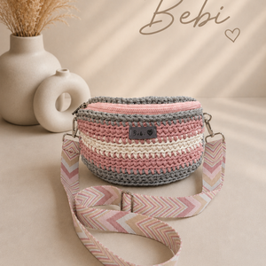 Pasztell rózsaszín horgolt oldaltáska � kézzel készített crossbody övtáska - Bebi táska - táska & tok - övtáska - Meska.hu