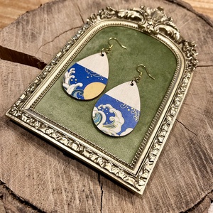 Japán hullám csepp alakú fülbevaló, Ékszer, Fülbevaló, Lógó csepp fülbevaló, Decoupage, transzfer és szalvétatechnika, Ékszerkészítés, MESKA