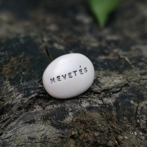 NEVETÉS - Varázskavics ezüst -  - Meska.hu