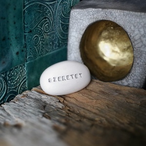 SZERETET - Varázskavics ezüst -  - Meska.hu