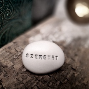 SZERETET - Varázskavics ezüst - Meska.hu