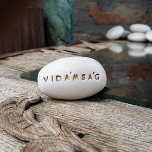 VIDÁMSÁG - Varázskavics arany - Meska.hu