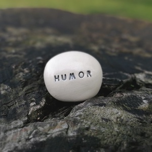 HUMOR - Varázskavics ezüst - Meska.hu